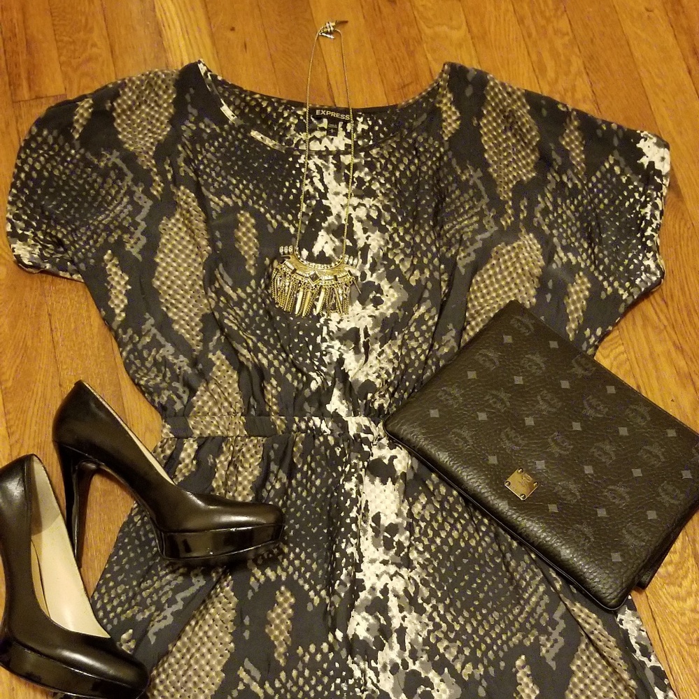Snake print tunic